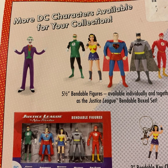 Wonder Woman Figure - Picture 7 of 8